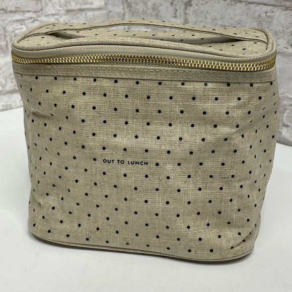 Kate Spade Out to Lunch Polka Dot Insulated Lunchbox Bag Zipper NWOT 7” Travel - Picture 1 of 11